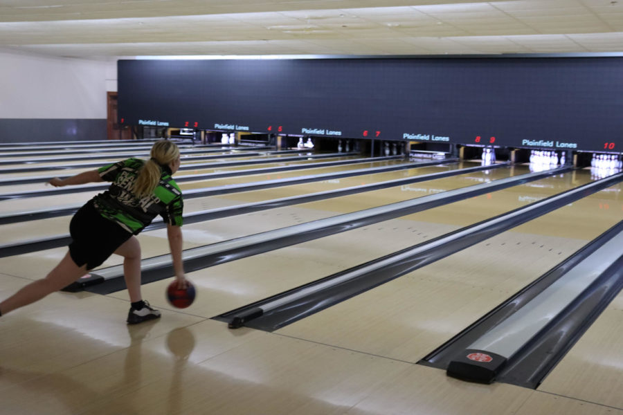Bowling team places fourth in conference